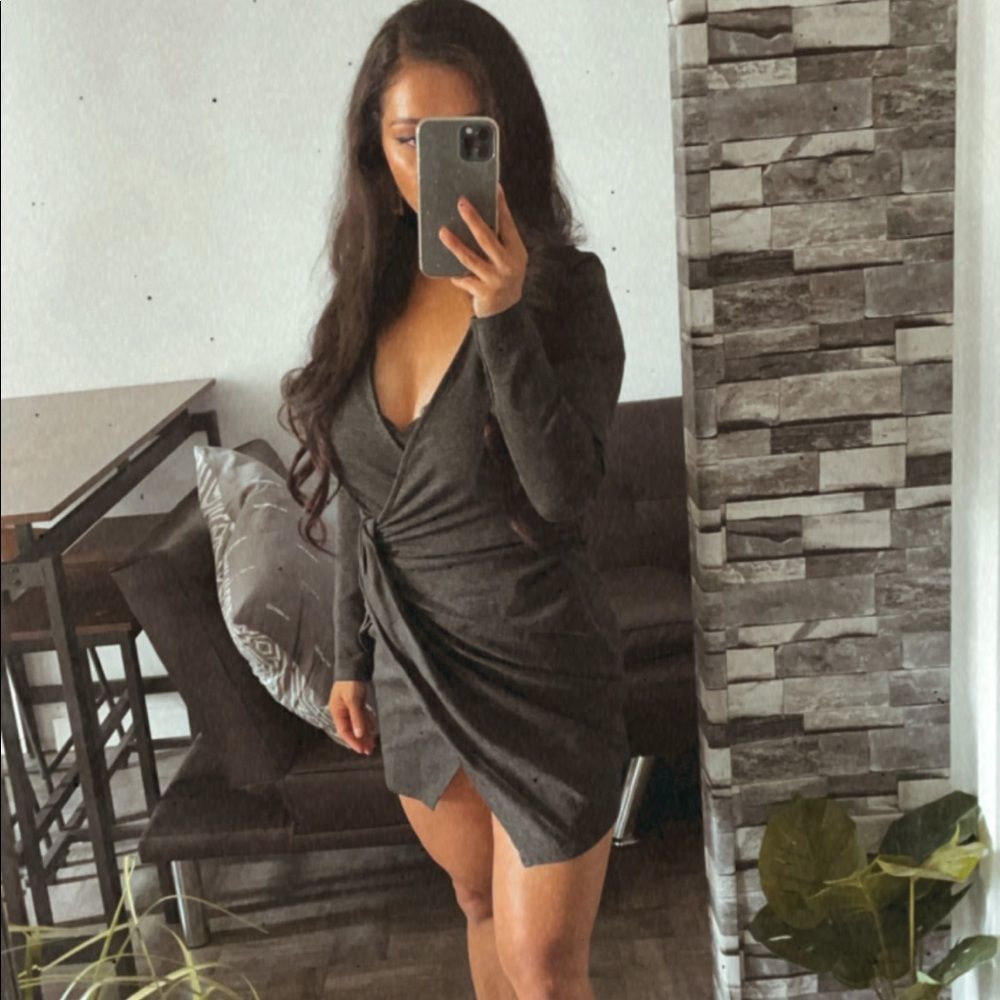 VICI knot twist dress